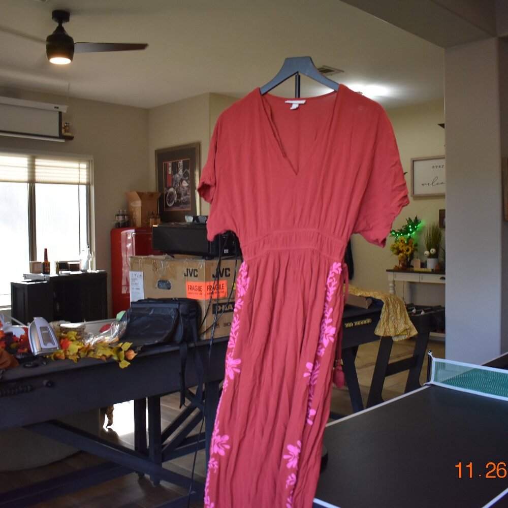 Maxi Dress Size Medium NWOT